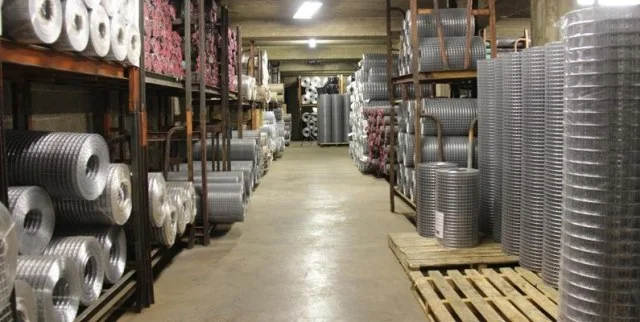 The warehouse aisle with racked mesh